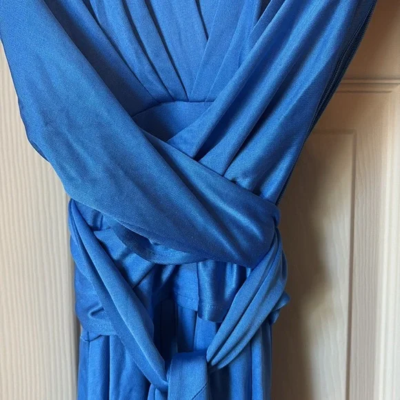 Issa London Wrap Dress ASO Kate Middleton Engagement dress - Picture 4 of 13